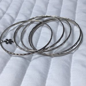 Bundle of 6 bangles